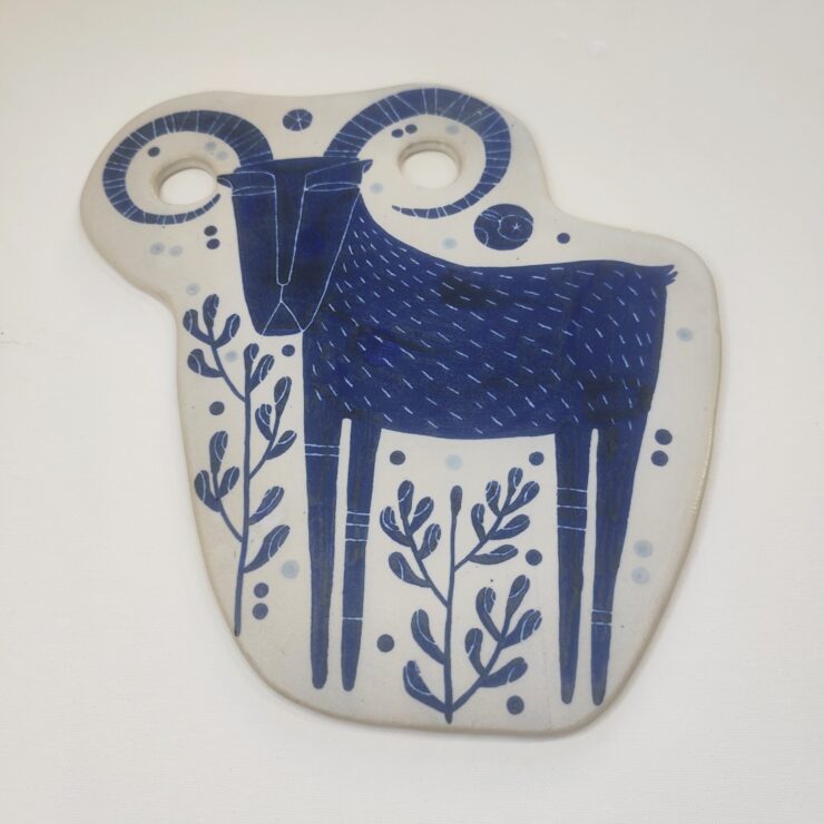 Wild goat, Stoneware, Cutting board