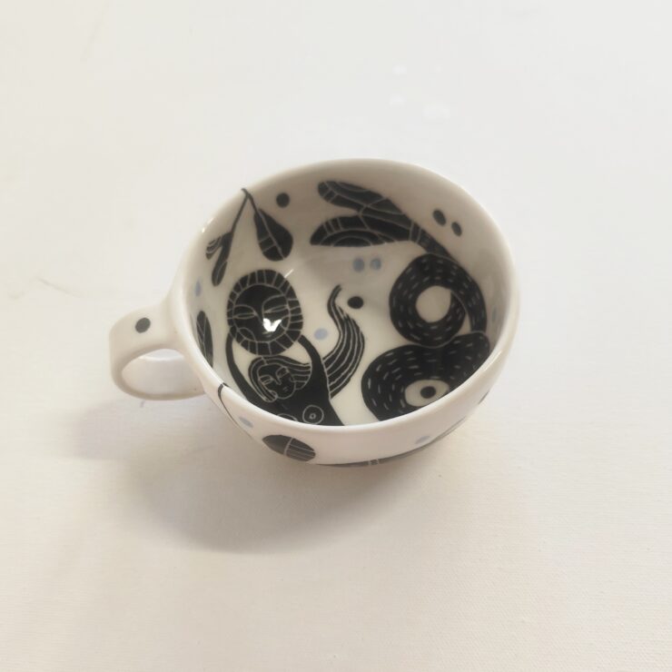 Mermaid holding the sun, Rounded wide mug